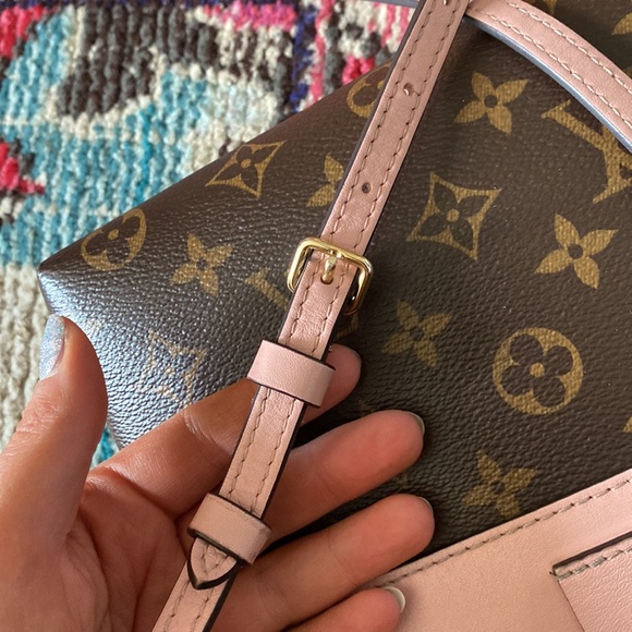 Louis Vuitton locky bb - Picture 4 of 16